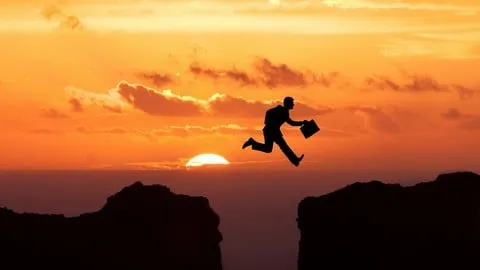 Fundamentals of Successful Leadership - Leading with Impact - Free Personal Development Course