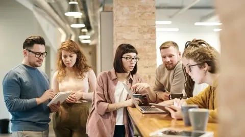 Developing successful Professional Relationships - Free Business Course